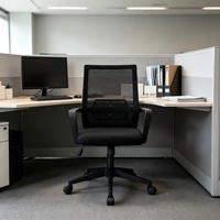 Chaise de bureau ergonomique moderne noire réglable et pivotante en maille pour la maison, l'école, l'atelier et l'usage commercial