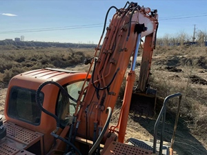 Excavatrice sur chenilles coréenne DX300 LCA Doosan 30 tonnes d'occasion à vendre - Product Image 6