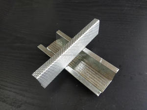 Perfil Omega de Acero Galvanizado para Techos y Paneles de Yeso / Perfil de Acero Ligero para Tabiques / Estructura de Acero Ligero de Alta Resistencia - Product Image 2