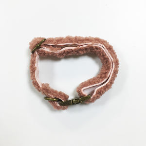 Verstelbare hondenriem van lamswol in bruine fluwelen sherpa, met D-ring, in eigen kleur - Product Image 1