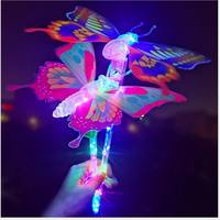 Baguette Magique LED Lumineuse Colorée en Forme d'Étoile et de Cœur pour Enfants, Jouet en Plastique Fluorescent, Baguette Magique d'Amour pour Concerts à Effet Clignotant
