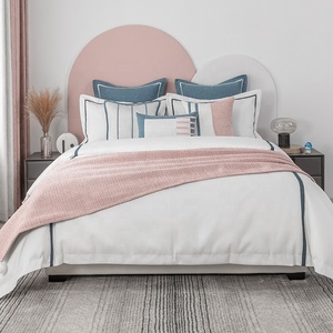 <span class=keywords><strong>Set</strong></span> di trapunte da letto in solido leggero da 10 pezzi Queen King <span class=keywords><strong>Size</strong></span> con 2 fodere per cuscini Runner per Hotel di casa - Product Image 3