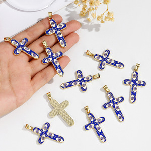 Oferta Especial: Collar Étnico Bohemio con Diseño de Ojo de Demonio, Cadena para Suéter con Ojo de Pestaña Colorido y Efecto de Goteo de Aceite, y Colgante de Cruz - Product Image 4