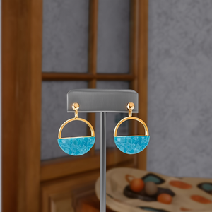 Boucles d'oreilles manchette tendance en acier inoxydable 316L plaqué or PVD, design mosaïque bleu durable et résistant - Product Image 3