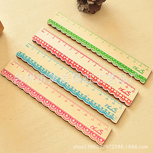 Regla de madera de 15 cm con ribete de encaje en cuatro colores para aprender a medir - Product Image 1