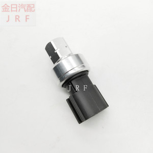 Interruptor de Presión para Aire Acondicionado MR306624 G1 2 Latón 650 PSI para Sistemas de Refrigeración - Product Image 3