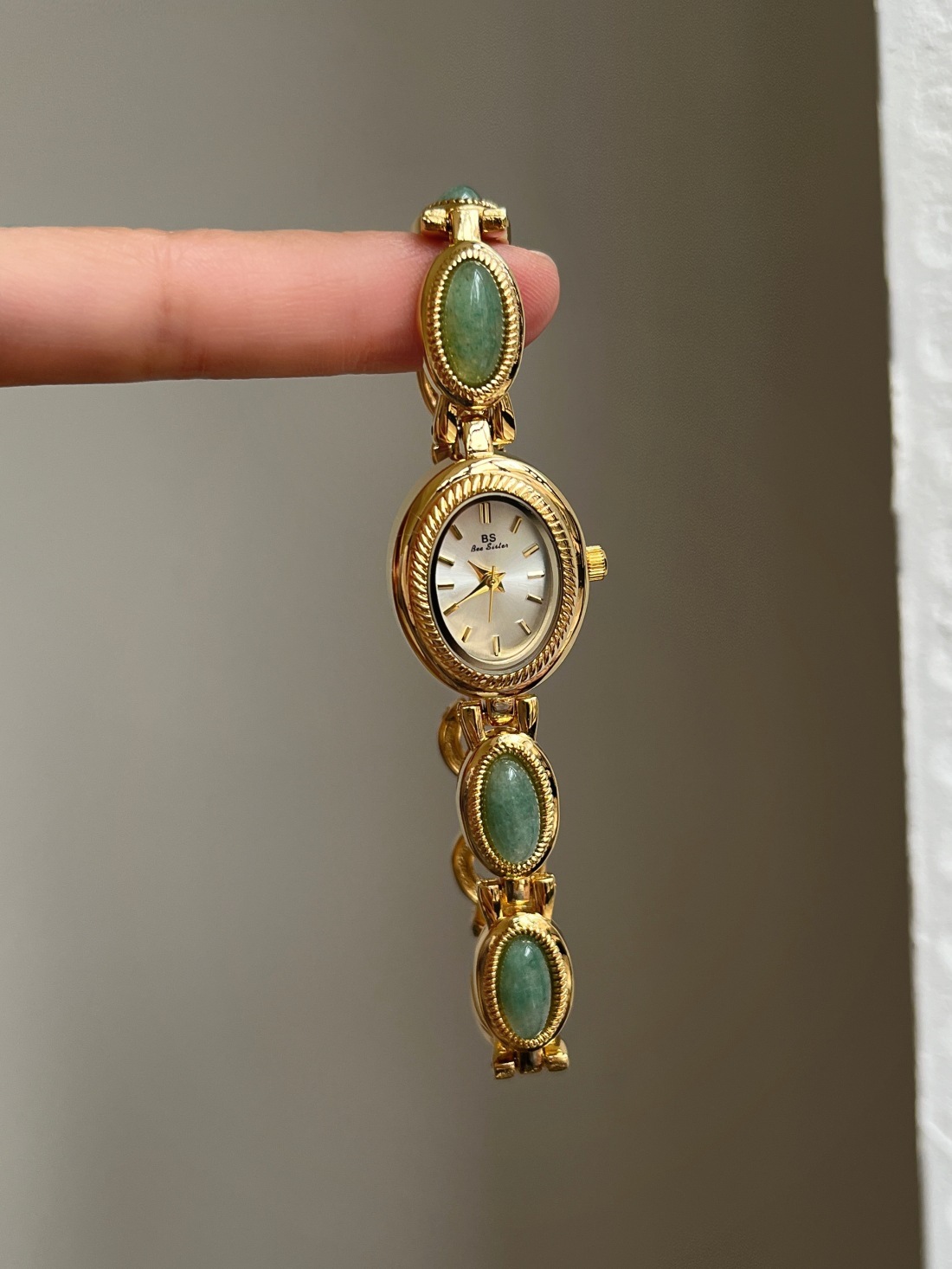 Jade (white)