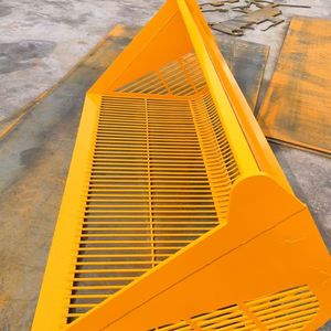 Sieve Bucket For <b>Corn</b> <b>Harvesting</b> And Sorting Black Multifunctional Farm Machinery Attachment - Product Image 2