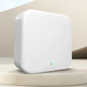 บลูล็อค ทีทีล็อค เกตเวย์ G2 2.4G WiFi และฮับพร้อมยูเอสบี ชนิด Type-C สำหรับล็อคประตูอัจฉริยะ ควบคุมระยะไกลผ่านแอป <span class=keywords><strong>TTLock</strong></span> - Product Image 3