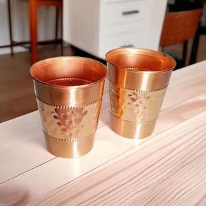 Verre à boire en cuivre pur fait à la main facile à nettoyer avec finition lisse parfait pour un usage quotidien et la santé ayurvédique pour la vente à l'exportation - Product Image 2