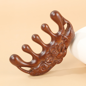 Vente en gros de peignes massants pour le cuir chevelu, peignes à dents larges en bois, peignes en bois de santal pour la croissance des cheveux, peignes de massage en cadeau - Product Image 6
