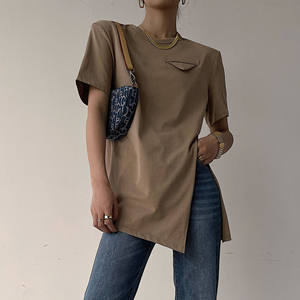 Camiseta Corta de Verano para Mujer, Estilo Urbano, con Estampado, Tejida, con Abertura Lateral, Venta al Por Mayor, Casual - Product Image 3