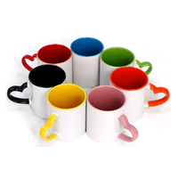 Mug en céramique à sublimation avec poignée en forme de cœur, couleur intérieure personnalisée, tasse à thé, à lait, à café vierge pour impression de logo ou de photo