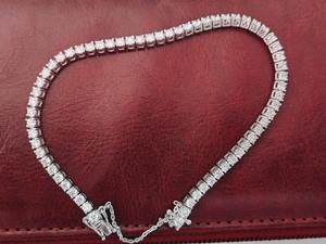 Pulsera de Diamantes Cultivados en Laboratorio de Lujo, Chapada en Oro Blanco de 14K, Corte Brillante Redondo, Joyería Fina Elegante para Mujer, RIZTA JEWELS - Product Image 4