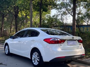 <span class=keywords><strong>Kia</strong></span> K3 2018, 1.6L, Sedán Automático de <span class=keywords><strong>Segunda</strong></span> <span class=keywords><strong>Mano</strong></span>, 4 Puertas, Gasolina, 5 Asientos, Neumáticos R16, Tapicería de Tela, Caja de Cambios Automática, Volante a la Izquierda - Product Image 6