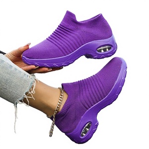 Chaussures de course à enfiler pour femmes, automne/printemps, respirantes, en maille légère, semelle extérieure en PU souple, semelle intérieure confortable, design tendance - Product Image 2
