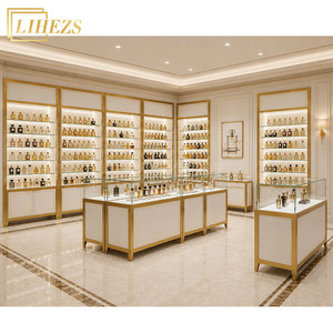 Vetrina Espositiva per Profumi in Legno e Vetro Personalizzata di Lusso in Oro Bianco per Negozi di Profumi e Showroom nei Centri Commerciali - Product Image 1