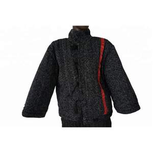 Equipo de entrenamiento para perros personalizable, traje de mordedura de perro de protección completa gruesa, ropa de entrenamiento, manga de mordedura de entrenamiento para perros resistente a desgarros - Product Image 4