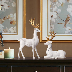 Figuras de pareja de ciervos de estilo nórdico, decoraciones de resina para mesa, para sala de estar, entrada, mueble de TV, mueble para vino - Product Image 1