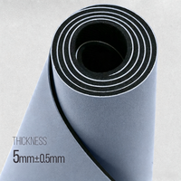 Maßgefertigte Umweltfreundliche Yoga-Matte Rutschfest PU 4,5mm Dick Faltbar Bogenförmig Rechteckig 183cm 2,7kg