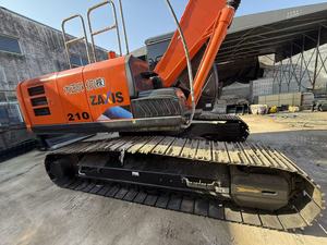 Excavadora Hitachi ZX210 de rendimiento estable para movimiento de tierras - Product Image 5