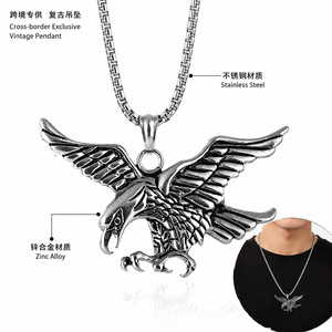 Collier pendentif aigle vintage en acier inoxydable, bijoux unisexes hip-hop pour motards - Product Image 3