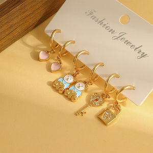 Ensemble de boucles <span class=keywords><strong>d</strong></span>'oreilles conception Simple amour serrure clé pendentif boucles <span class=keywords><strong>d</strong></span>'oreilles jolie fille <span class=keywords><strong>ours</strong></span> personnage de dessin animé Style Zircon boucles <span class=keywords><strong>d</strong></span>'oreilles <span class=keywords><strong>trois</strong></span> pièces ensemble - Product Image 6