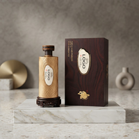 Caja de Regalo de Lujo Personalizada con Insignia Metálica, Caja Rígida de Papel con Textura de Madera Oscura para Licores, Bebidas y Marcas de Boutique