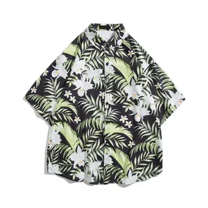 Camisa de flores de playa de verano, chaqueta de camisa de manga corta para hombre, versión coreana suelta, ropa de pareja de estilo retro Hawaiano de moda
