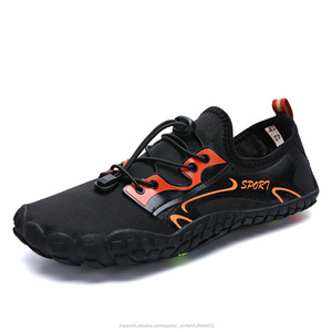2020 Unisex cinco dedos Zapatos <span class=keywords><strong>de</strong></span> agua <span class=keywords><strong>playa</strong></span> Aqua zapatos <span class=keywords><strong>de</strong></span> piel para <span class=keywords><strong>la</strong></span> <span class=keywords><strong>playa</strong></span> caminando - Product Image 2