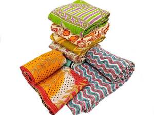 Hecho a mano acolchado Vintage algodón Kantha Bangali Gudri colección de invierno para decoración del hogar uso multiusos colcha/cubierta de cama - Product Image 4