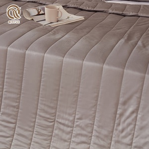 Juego de ropa de cama de edredón de Hotel de Navidad 100% edredón suave de seda edredón tejido Simple impreso personalizado - Product Image 2