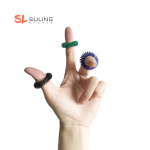 Anneau sensoriel anti-anxiété-Jouet Fidget Spiky, thérapie du stress et de l'autisme, masseur d'acupression durable - Product Image 6