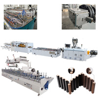 Machine de fabrication de panneaux muraux alvéolés en PVC/WPC à grande vitesse SJSZ 65/132, ligne de production de persiennes avec conception de moule gratuite