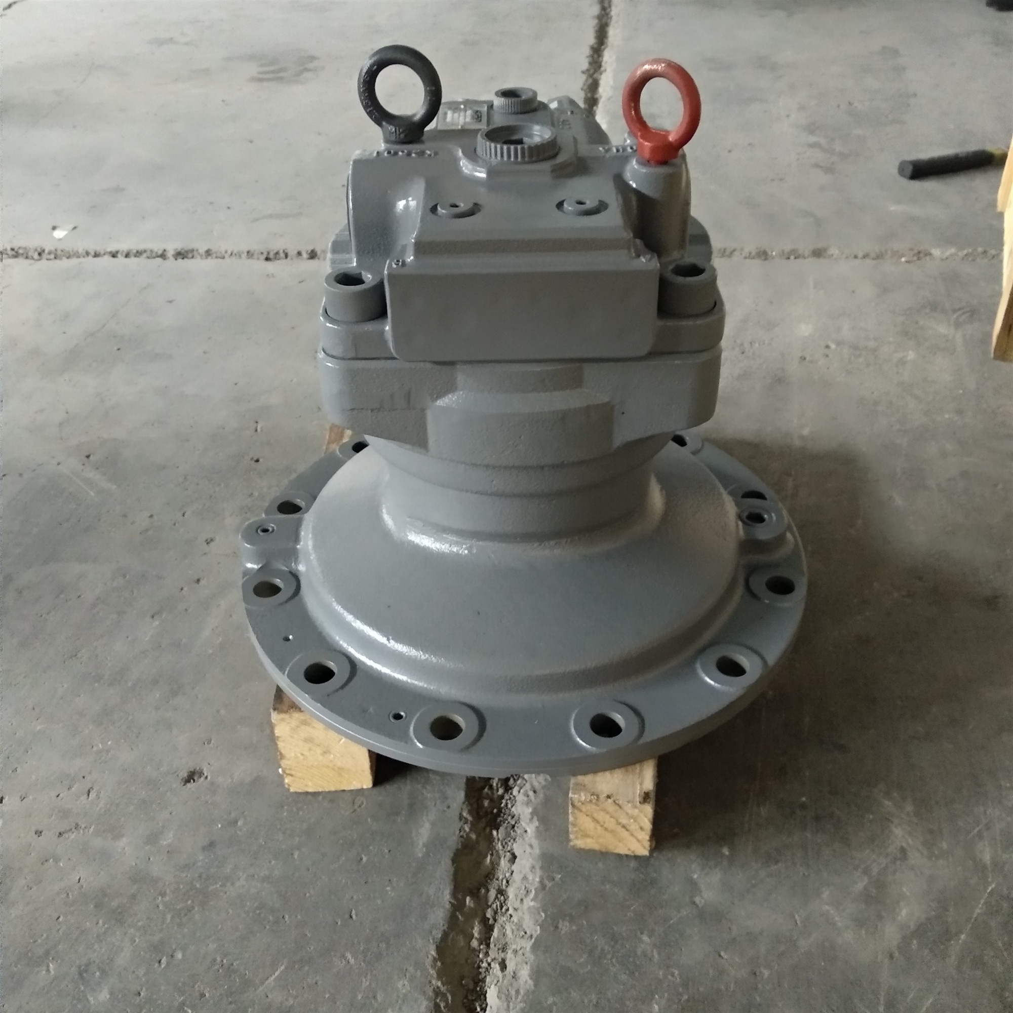 chikkumi　　MS 4698624 M2X210CHB-10A-80/290 ZX870LC-5G Swing Motor - Hitachi