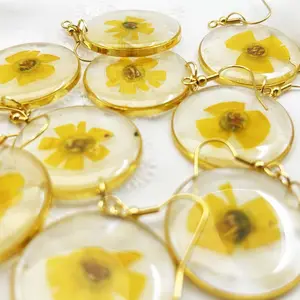 Handmade Popular Sterling Jewelry Narcissus FasHion Able Women Accessories Factory Resin Earrings