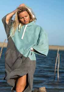 Serviette de plage à capuche confortable et douce au toucher durable pour une utilisation longue durée Serviette <span class=keywords><strong>poncho</strong></span> personnalisée portable - Product Image 5
