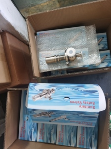 Soupape de décharge sanitaire à ressort réglable en acier inoxydable 304 avec raccord Tri-Clamp - Product Image 6