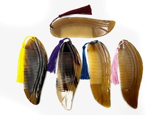 Peigne en corne rustique sculpté à la main, le plus vendu, imperméable, pour hommes et femmes, pour l'entretien de la barbe et l'usage quotidien - Product Image 1