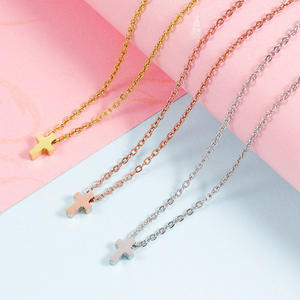 Perles en Acier inoxydable Croix Pendentif Collier 3*8mm Croix Charme Jésus <span class=keywords><strong>christ</strong></span> collier Plaqué Or Collier pour Hommes et Les Femmes - Product Image 3