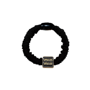 Élastiques à cheveux personnalisés avec logo pour femmes |   Élastique à cheveux en tissu avec pendentif lettre |   Accessoires pour cheveux OEM ODM pour <span class=keywords><strong>queue</strong></span> <span class=keywords><strong>de</strong></span> <span class=keywords><strong>cheval</strong></span> - Product Image 6