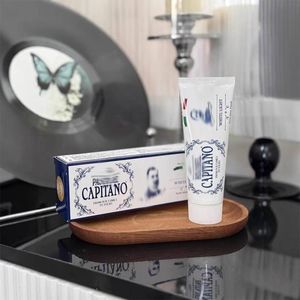 Nuevo Mousse Blanqueador Dental Semipermanente en Envase en Inglés, Exclusivo para Comercio Transfronterizo, Fácil de Enjuagar, Cubre las Manchas Grises, para Mujeres Africanas - Product Image 4