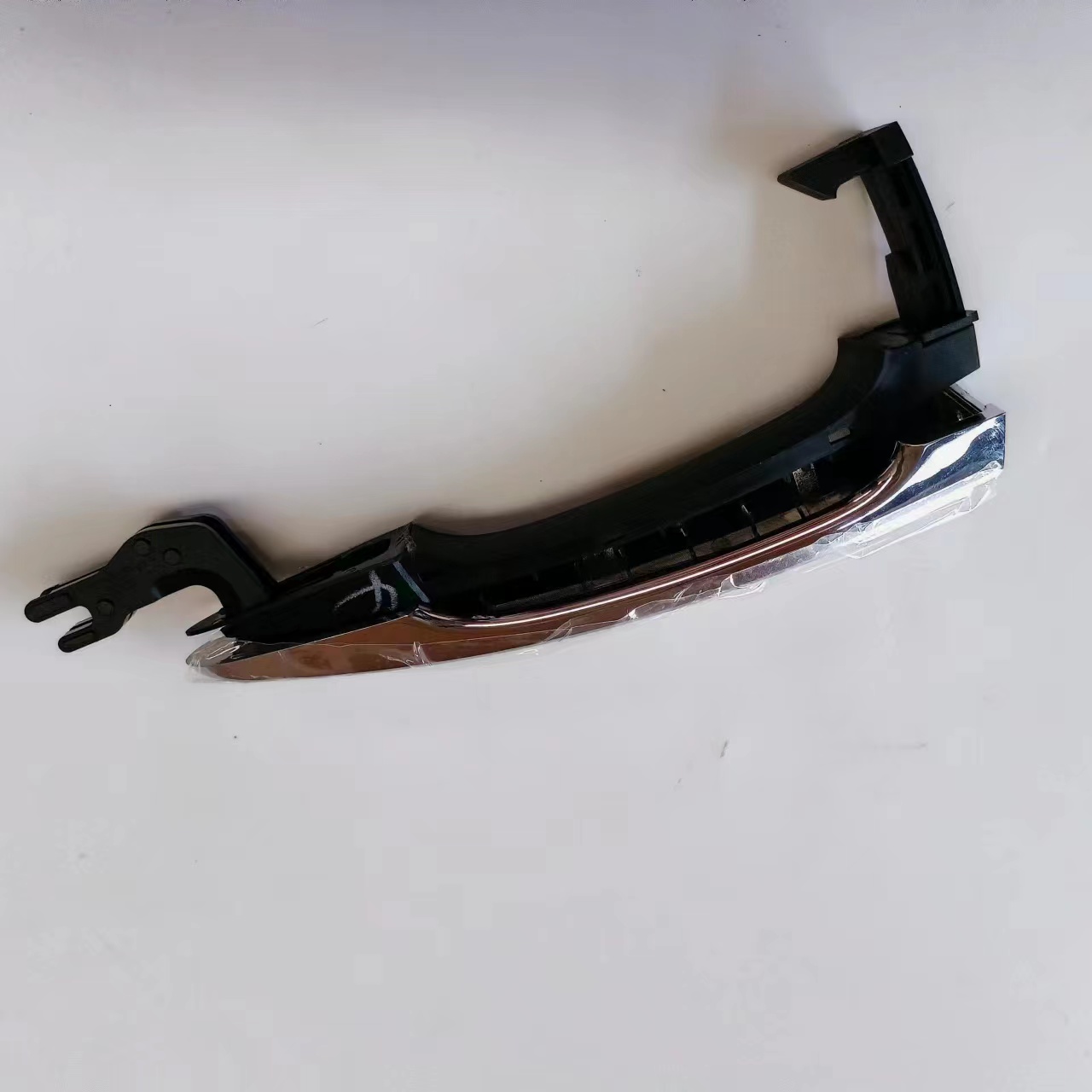 JAC S4 Left Front Door Handle (inductive) - Original Parts