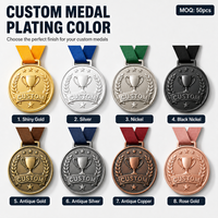 Médaille de championnat de bowling en alliage de zinc émaillé dur avec logo personnalisé, design gratuit, pour baskets de bowling, ruban bleu et blanc