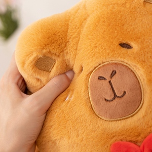 Vente en gros de cadeaux de Noël, peluche super douce Capybara, bonhomme en pain d'épices, animal en peluche brodé, décoration de Noël pour la maison, canapé - Product Image 4