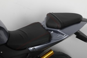 Moto électrique sportive à bras oscillant arrière simple, batterie lithium 72V, contrôleur sans balais, vitesse maximale 180 km/h, prise en charge de la personnalisation - Product Image 4