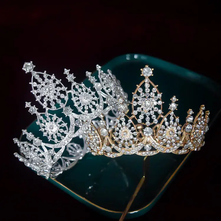 202 3New Design Vintage Diamond Tiaras Wedding Jewelry Bridal Crown for Wedding Bride