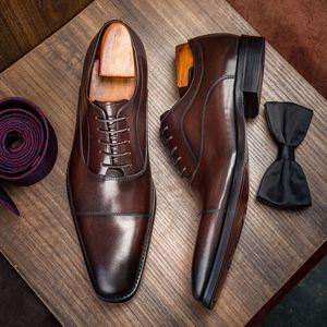 Chaussures habillées pour hommes de haute qualité, faites à la main, style Oxford, respirantes et antidérapantes, idéales pour l'automne, les mariages et l'été. - Product Image 2