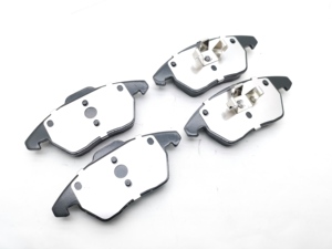 LYJC D1107 Pièces pour système de freinage automobile haute performance Essieu avant Semi-métallique 3C0698151C Plaquettes de frein pour VW Audi <span class=keywords><strong>SKODA</strong></span> - Product Image 4