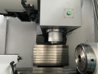 Centre d'usinage vertical 3 axes VMC1060, mini VMC, machine de fraisage CNC haute précision pour le traitement des moules en métal et en aluminium